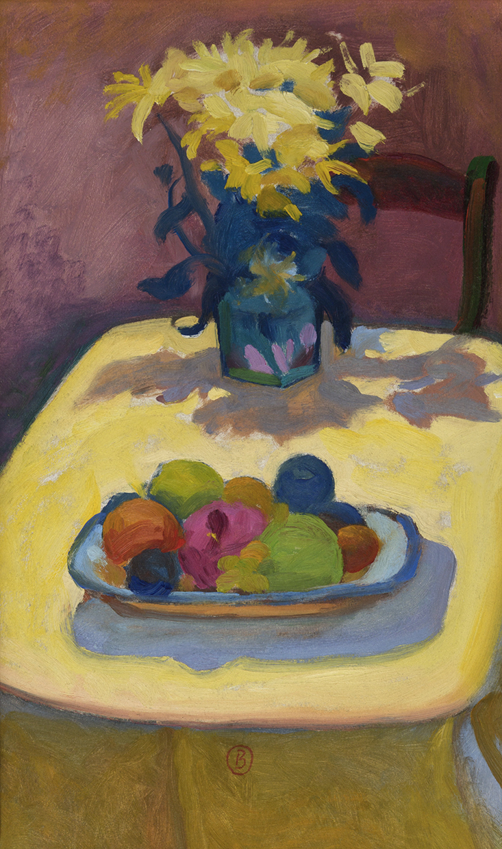 Fruta y flores amarillas