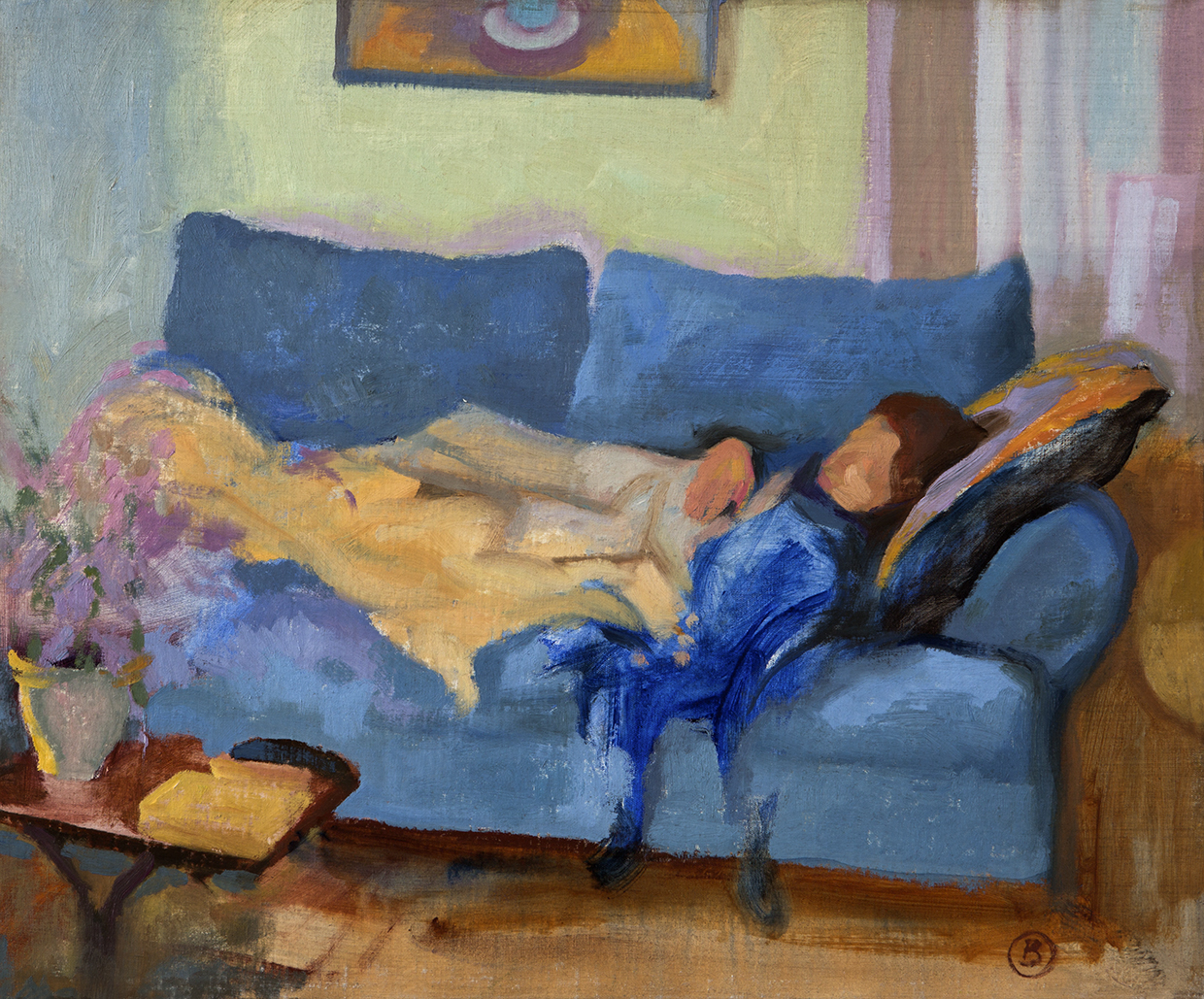 Siesta en el sofá azul